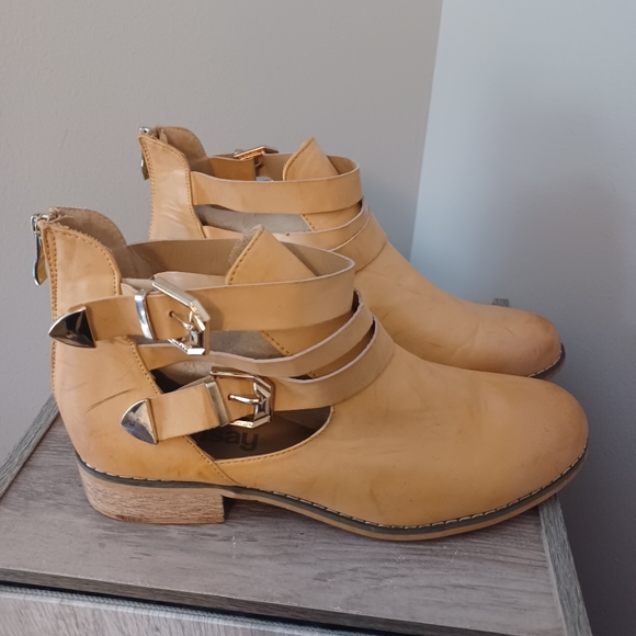 Sinsay Strappy Faux Buckle Side Ankle Booties Sz 9 - Picture 1 of 6